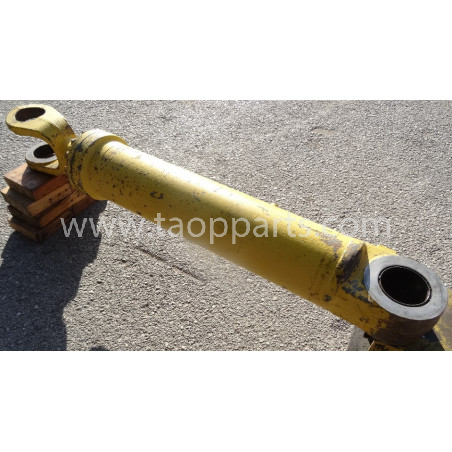 used Lift cylinder...