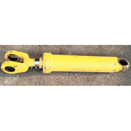 Komatsu Lift cylinder...