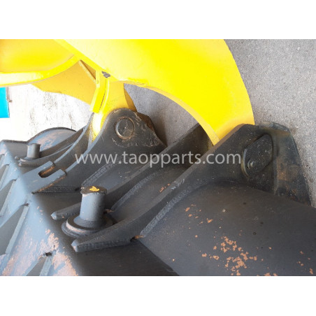 Benne Komatsu 425-70-H2600...