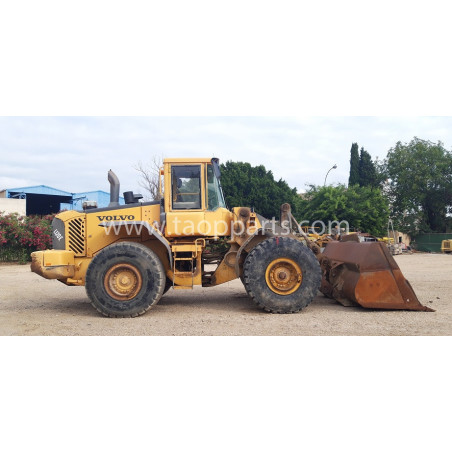 Pale gommate Volvo L120E...