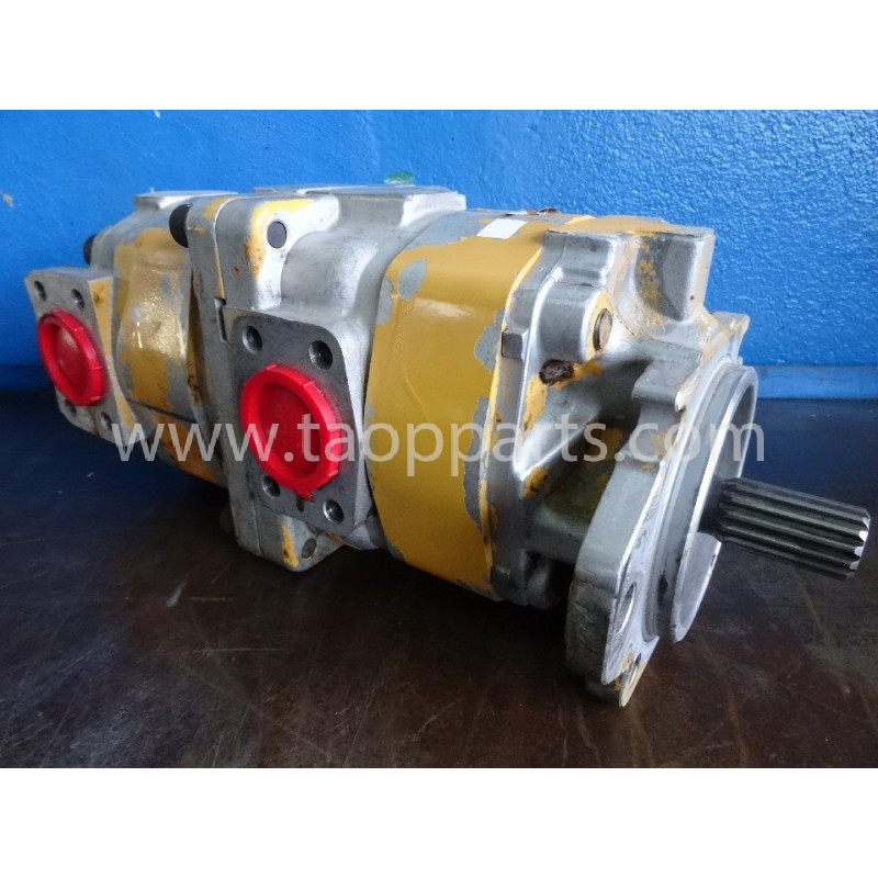 705-51-30290 насос трансмиссии KOMATSU D155A-5