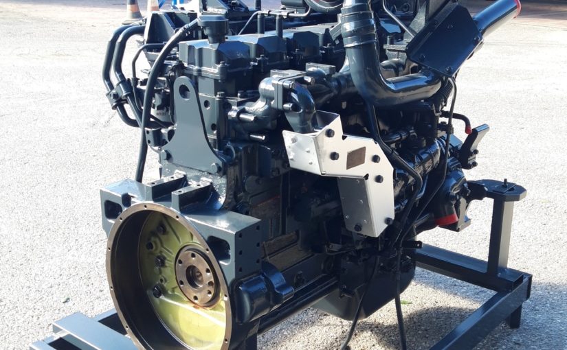 Motor Komatsu SAA6D125E-5